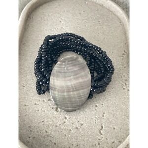 Black Seed Bead Stretch‎ Bracelet Oval Shell Pendant Boho Chunky Statement
